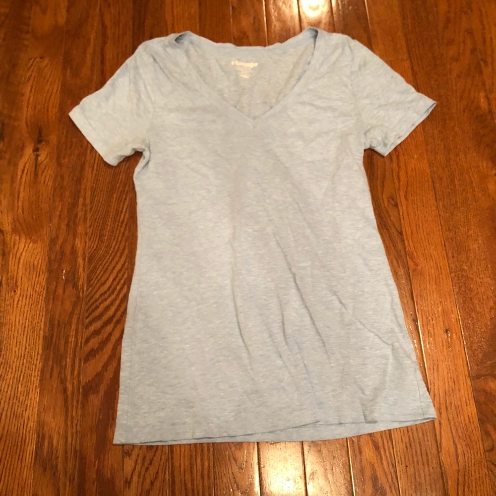 Old Navy T-Shirt